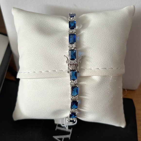 Tocara Bracelet, TB35344 Layne DiAmi Sterling Silver, 7’’ - Picture 3 of 3